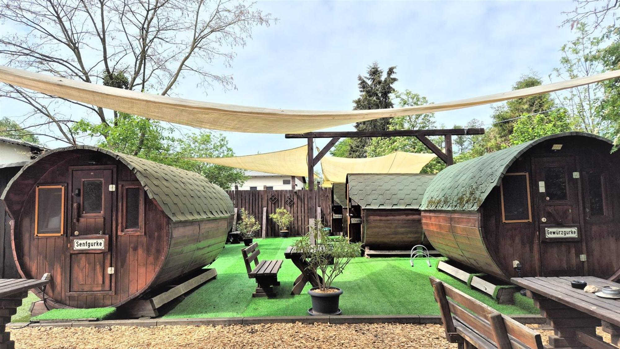 Mini Hotel Uebernachten Im Gurkenfass Lübbenau Екстериор снимка